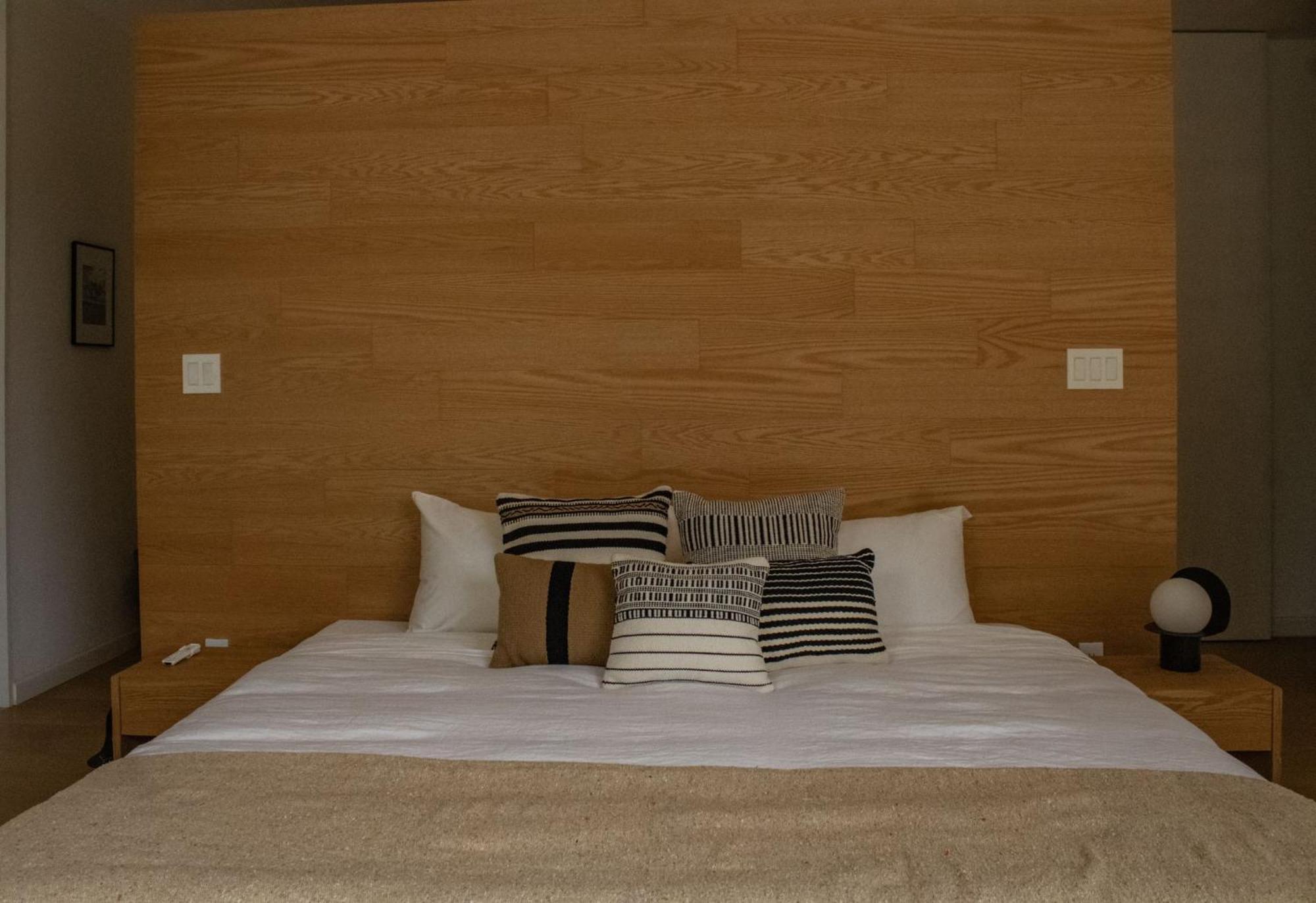 Hotel Cuatro Cuatros เอนเซนาดา ภายนอก รูปภาพ