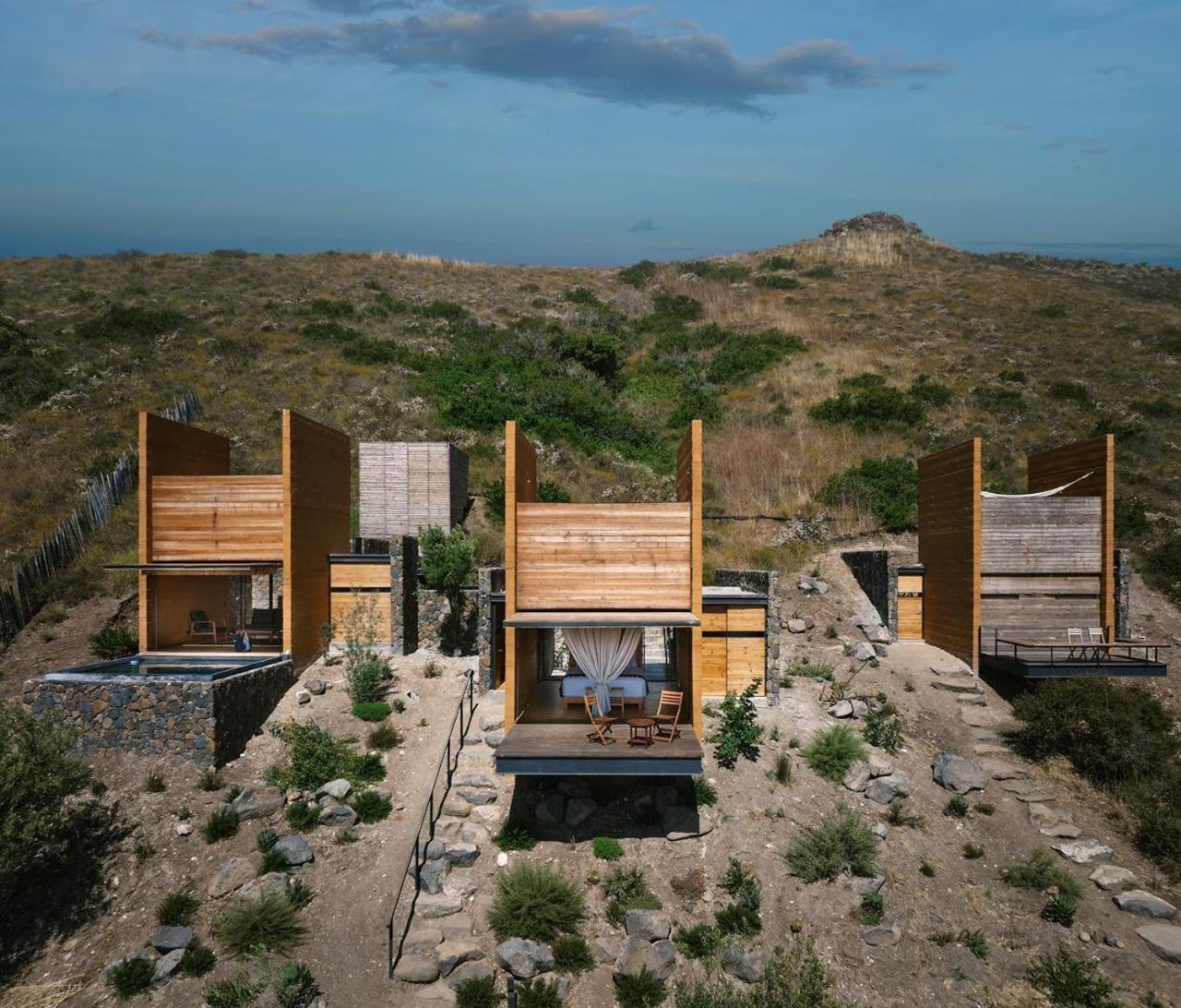 Hotel Cuatro Cuatros เอนเซนาดา ภายนอก รูปภาพ